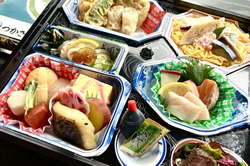 ちらし寿司御膳（31.5×28.5）