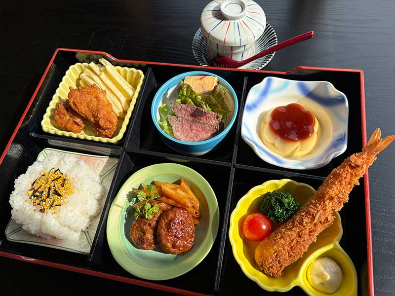 お子様御膳　2200円